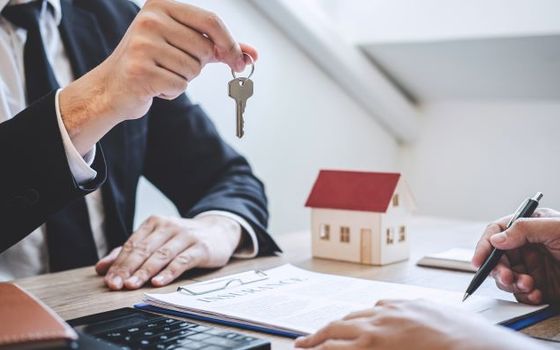 Notariskosten bij aankoop woning dalen 25 procent