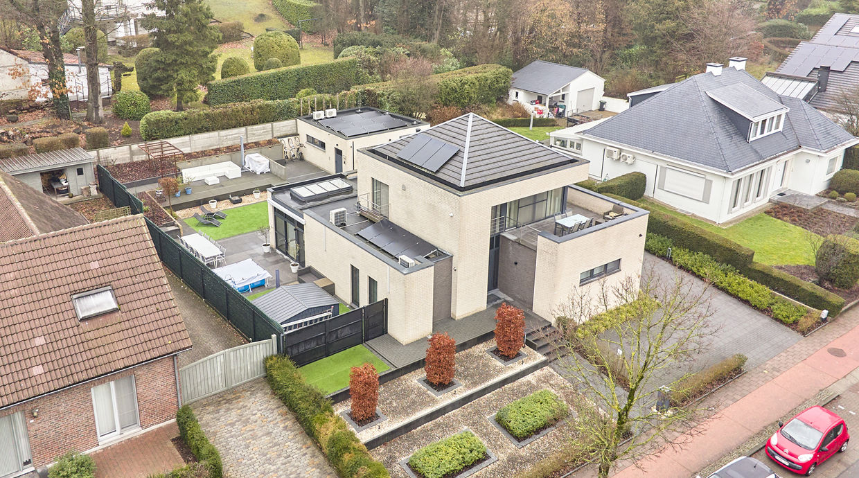 Appartementsgebouw te koop in Genk