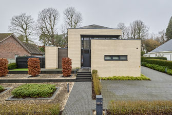 Appartementsgebouw te koop in Genk