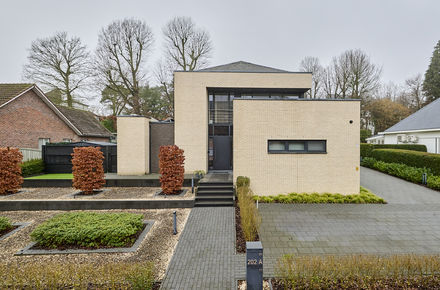 Appartementsgebouw te koop in Genk