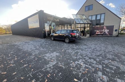 Baanwinkel te huur in Genk