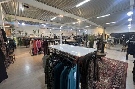 Baanwinkel te huur in Genk