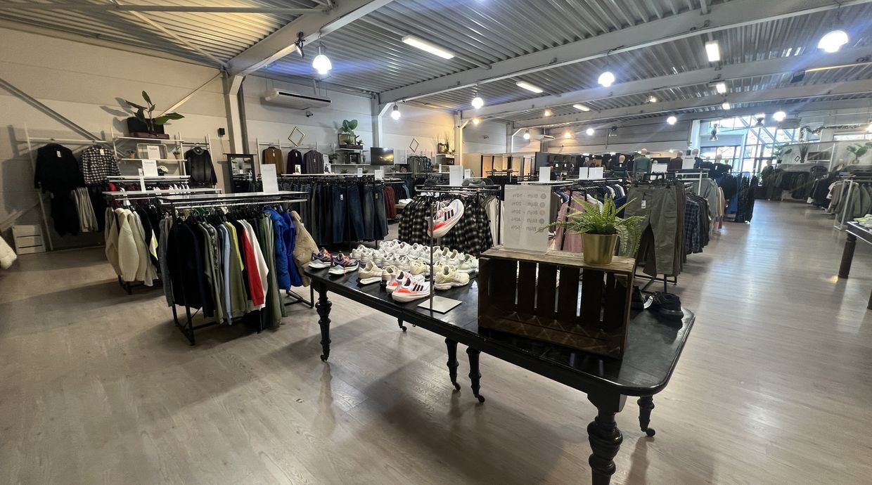 Baanwinkel te huur in Genk