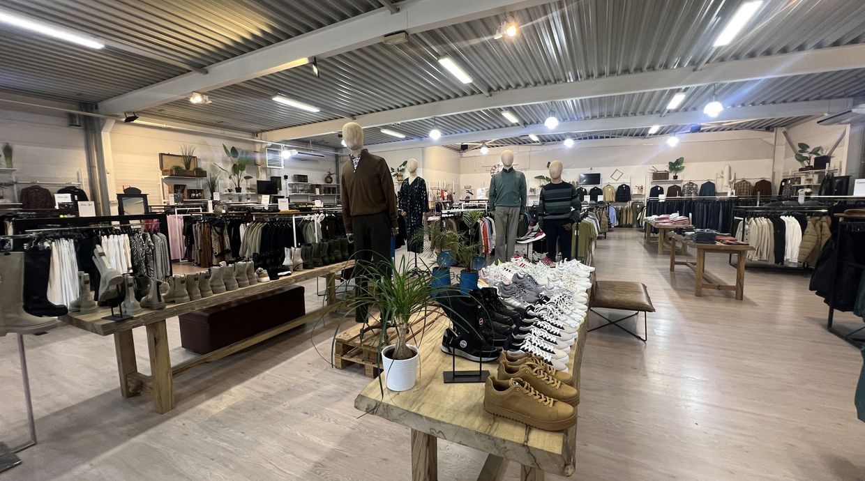 Baanwinkel te huur in Genk