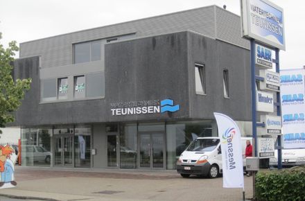 Baanwinkel te huur in Hasselt