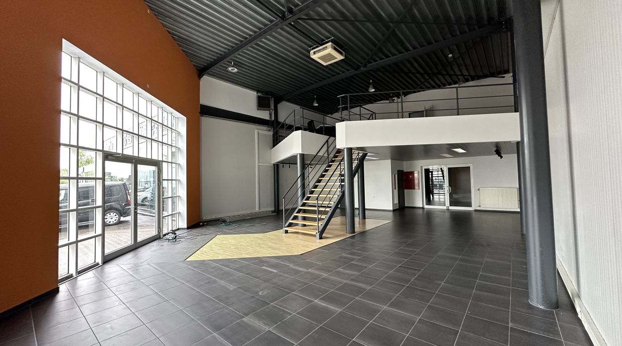 Bedrijfsgebouw te huur in Hasselt