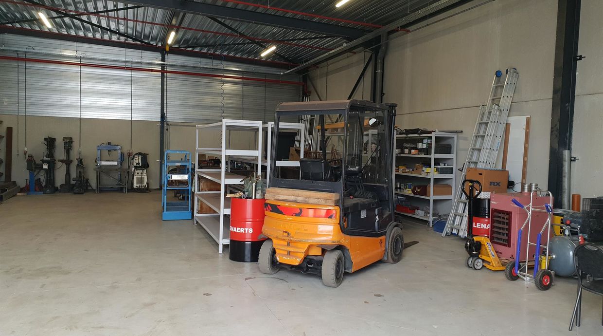 Bedrijfsgebouw te huur in Meerhout