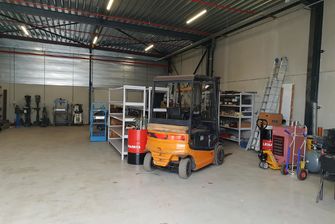Bedrijfsgebouw te huur in Meerhout