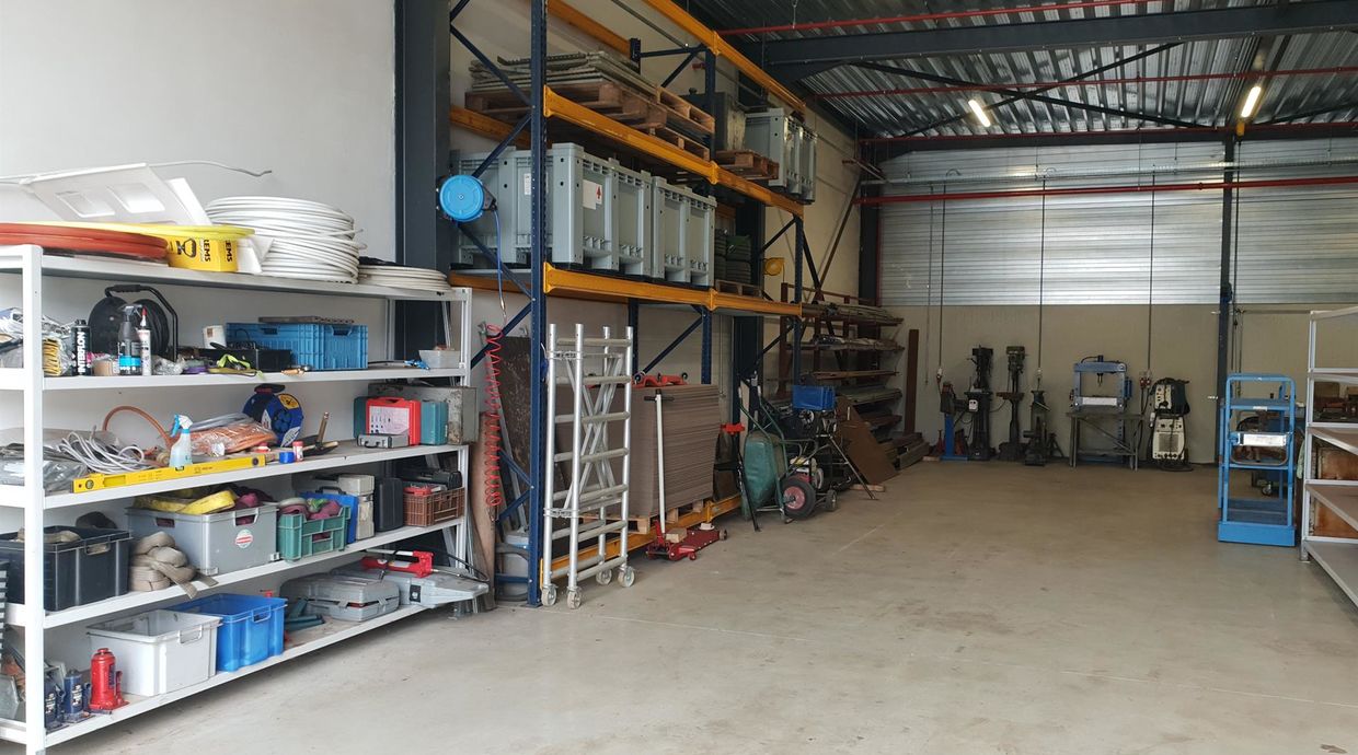 Bedrijfsgebouw te huur in Meerhout