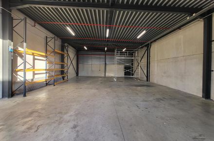 Bedrijfsgebouw te huur in Meerhout