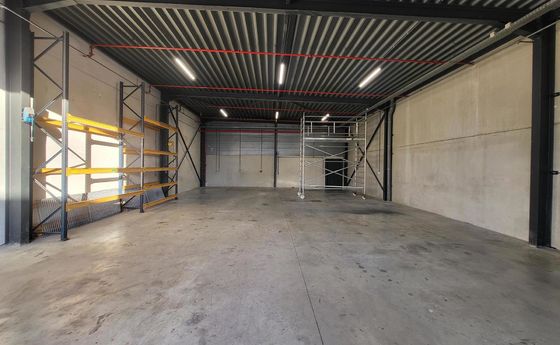 Bedrijfsgebouw te huur in Meerhout