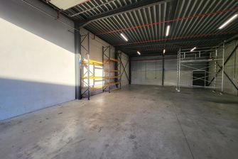 Bedrijfsgebouw te huur in Meerhout