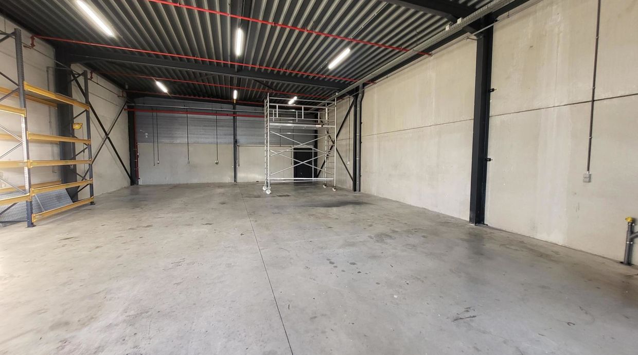 Bedrijfsgebouw te huur in Meerhout