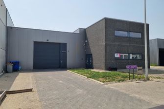 Bedrijfsgebouw te huur in Meeuwen-Gruitrode