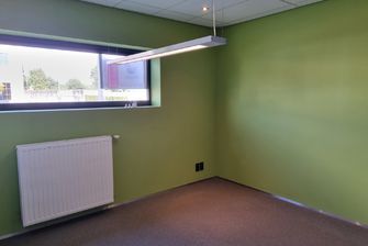 Bedrijfsgebouw te huur in Meeuwen-Gruitrode