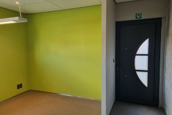 Bedrijfsgebouw te huur in Meeuwen-Gruitrode