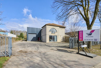 Bedrijfsgebouw te huur in Zonhoven