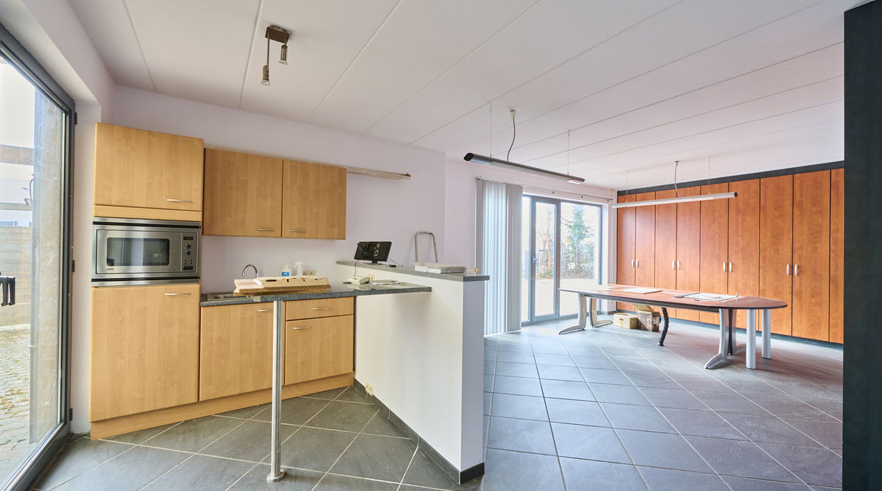 Bedrijfsgebouw te huur in Zonhoven