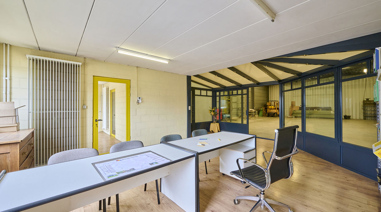 Bedrijfsgebouw te huur in Zonhoven