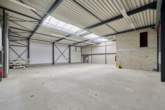 Bedrijfsgebouw te huur in Zonhoven