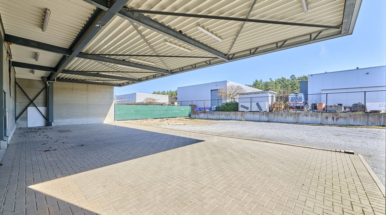 Bedrijfsgebouw te huur in Zonhoven