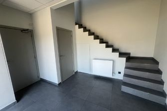 Bedrijfsgebouw te huur in Zonhoven