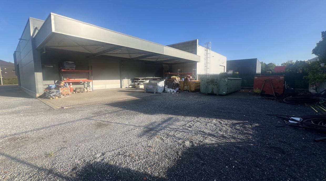 Bedrijfsgebouw te koop in Zonhoven