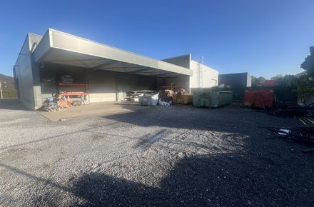 Bedrijfsgebouw te koop in Zonhoven
