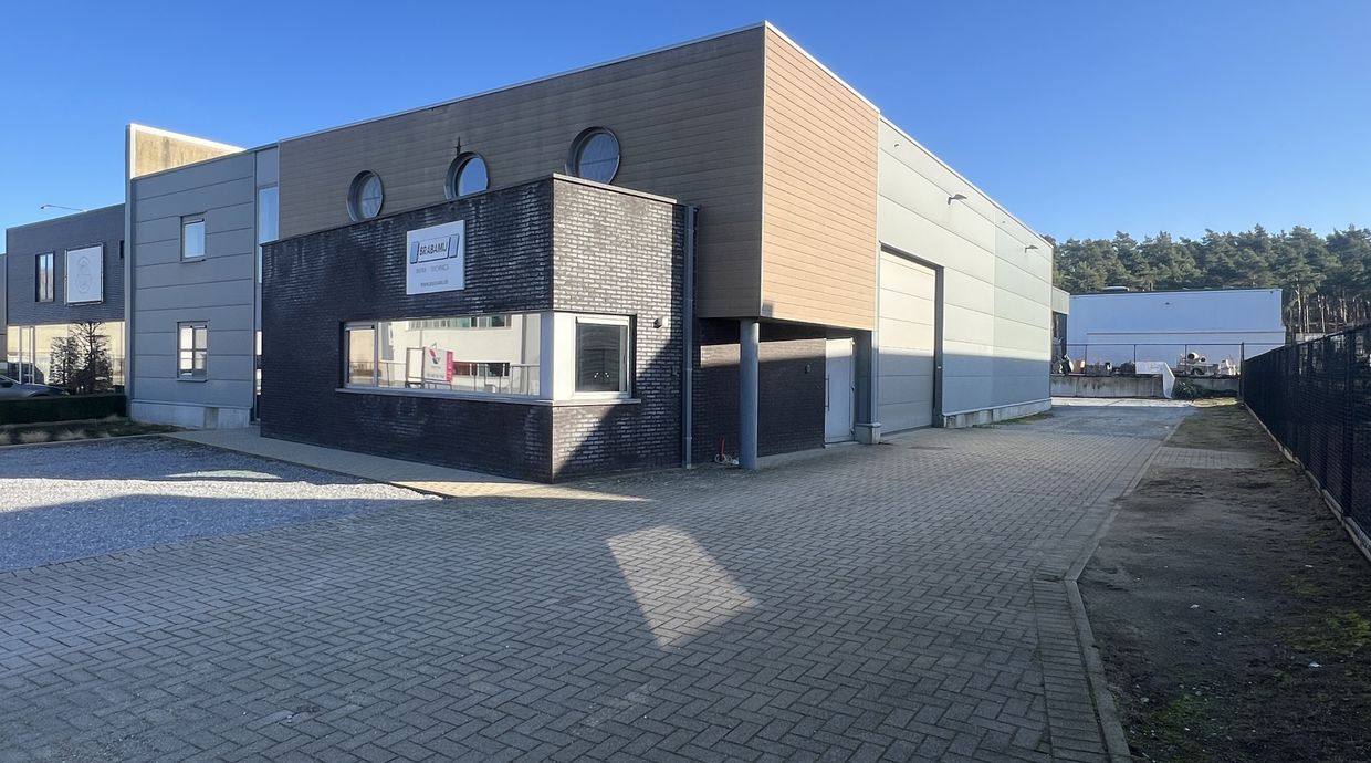 Bedrijfsgebouw te koop in Zonhoven