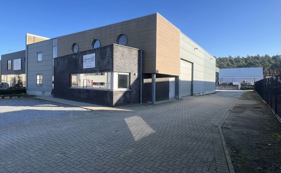 Bedrijfsgebouw te koop in Zonhoven