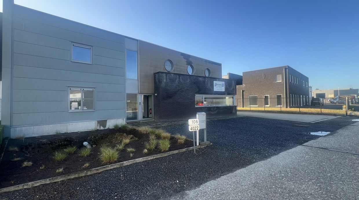 Bedrijfsgebouw te koop in Zonhoven