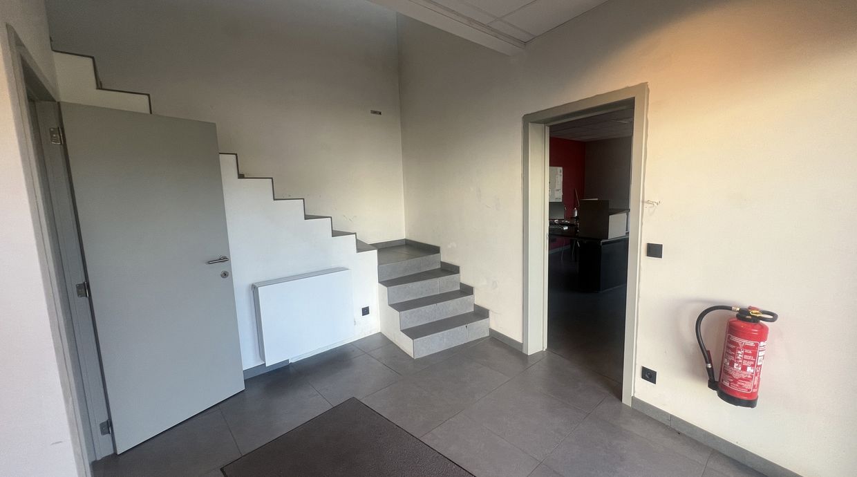 Bedrijfsgebouw te koop in Zonhoven