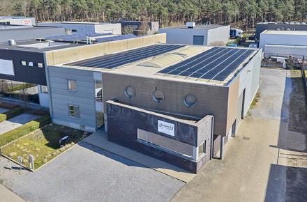 Bedrijfsgebouw te koop in Zonhoven