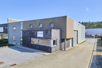 Bedrijfsgebouw te koop in Zonhoven