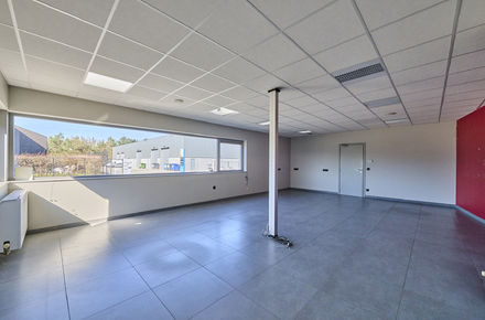 Bedrijfsgebouw te koop in Zonhoven