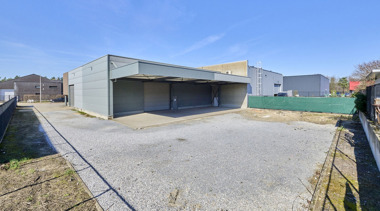 Bedrijfsgebouw te koop in Zonhoven