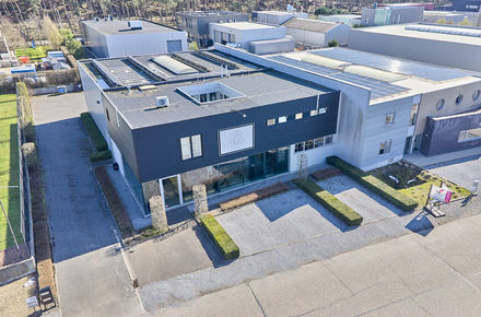 Bedrijfsgebouw te koop in Zonhoven