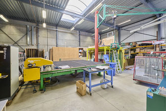 Bedrijfsgebouw te koop in Zonhoven