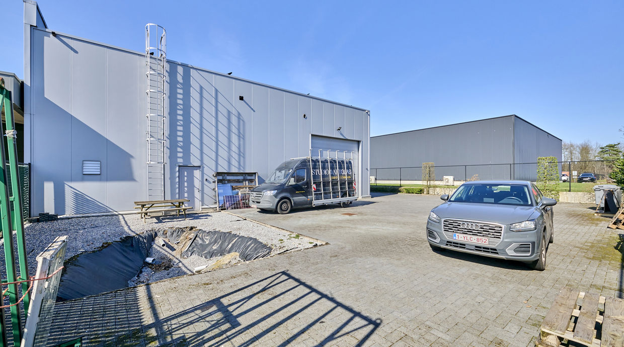 Bedrijfsgebouw te koop in Zonhoven