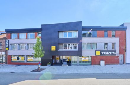 Commercieel gelijkvloers te koop in Beringen