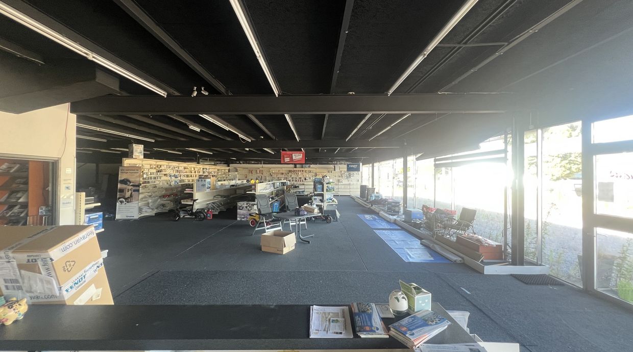 Commerciële building te koop in Dilsen-Stokkem