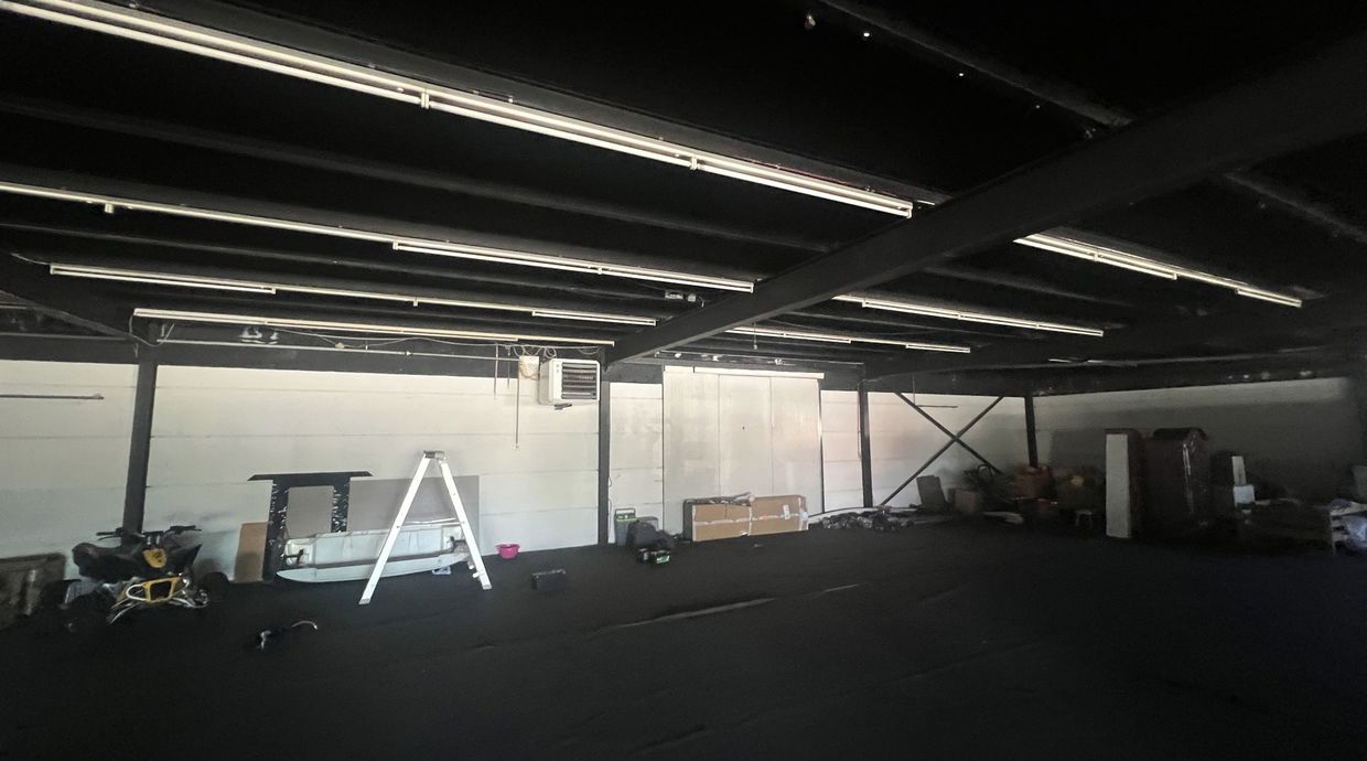 Commerciële building te koop in Dilsen-Stokkem