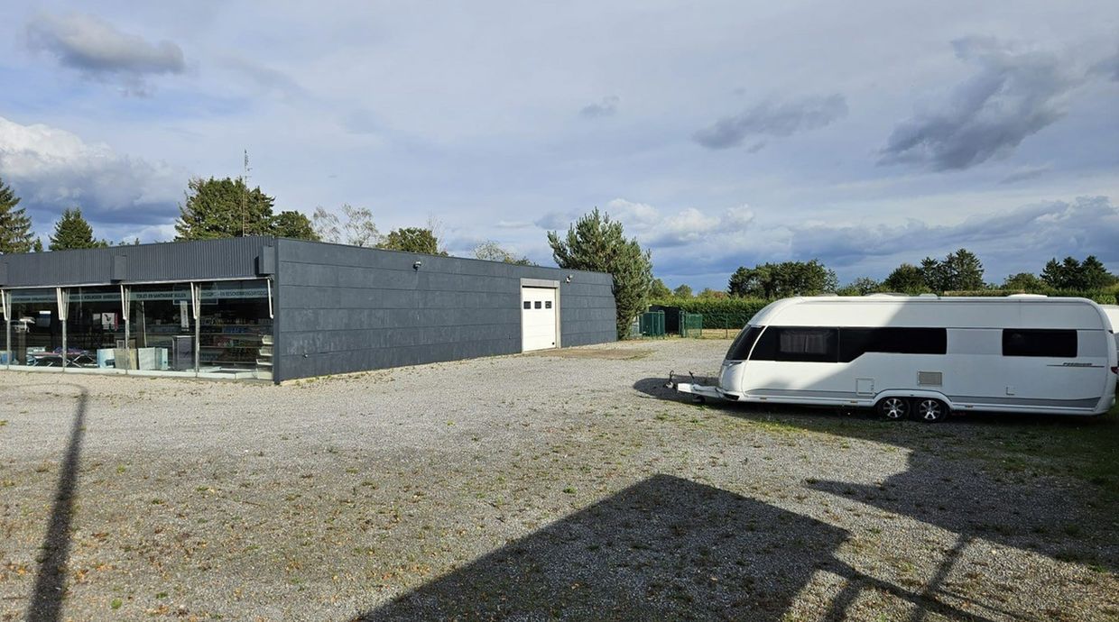 Commerciële building te koop in Dilsen-Stokkem