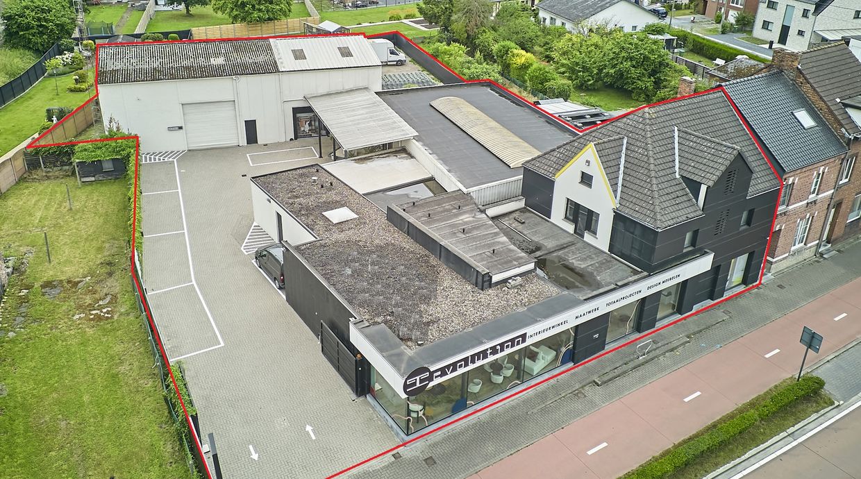 Commerciële building te koop in Hasselt