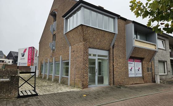 Gebouw voor gemengd gebruik te huur in Meeuwen-Gruitrode