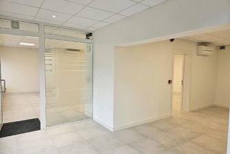 Gebouw voor gemengd gebruik te huur in Meeuwen-Gruitrode