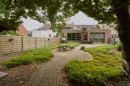 Gebouw voor gemengd gebruik te huur in Opglabbeek