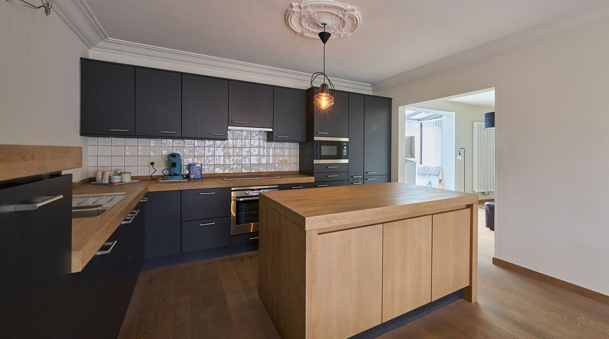 Gebouw voor gemengd gebruik te huur in Opglabbeek