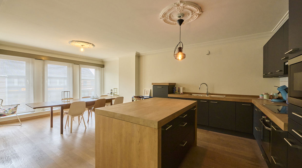 Gebouw voor gemengd gebruik te huur in Opglabbeek