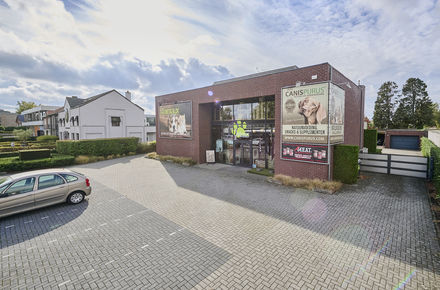 Gebouw voor gemengd gebruik te koop in Bree